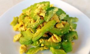 kalori peria goreng